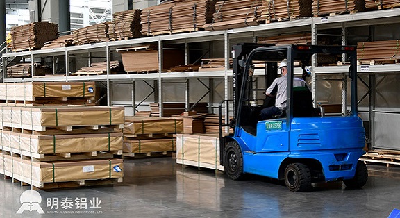 3004鋁板-鋁鎂（měi）錳板材料介紹